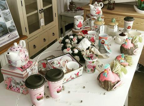 TIENDAS CON ENCANTO - MAGIN EBANISTAS TIENDAS CON ENCANTO - MAGIN EBANISTAS