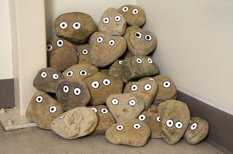 Cómo Hacerse Rico En 6 Meses Vendiendo…¡PIEDRAS! Cómo Hacerse Rico En 6 Meses Vendiendo…¡PIEDRAS!