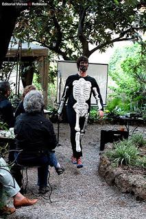 Jueves 10, 19 horas, Loopoesía en Fnac Triangle Jueves 10, 19 horas, Loopoesía en Fnac Triangle