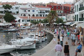 Menorca. Meditarreando en verano.