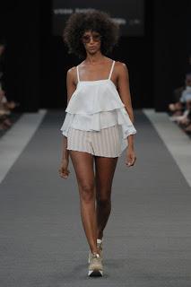 Aurelia Gil nos enamora con su amanecer en MFSHOW Aurelia Gil nos enamora con su amanecer en MFSHOW