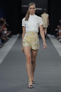 Yono Taola presenta su nueva colección en MFShow Women SS16 Yono Taola presenta su nueva colección en MFShow Women SS16