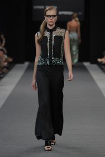 Yono Taola presenta su nueva colección en MFShow Women SS16 Yono Taola presenta su nueva colección en MFShow Women SS16