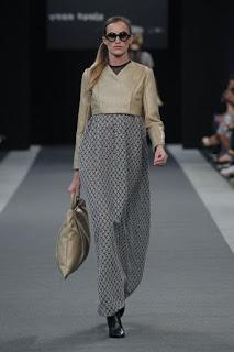 Yono Taola presenta su nueva colección en MFShow Women SS16 Yono Taola presenta su nueva colección en MFShow Women SS16