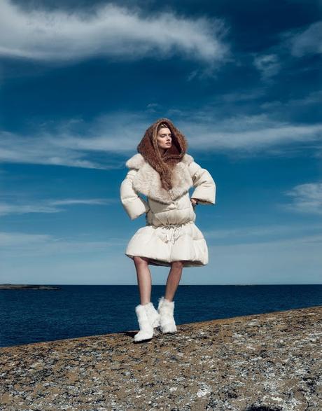 Lily Donaldson es una la Reina Nórdica de Vogue Japón