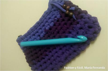 Fin de semana de trapillo un clutch y un tapete (A clutch and a carpet) Fin de semana de trapillo un clutch y un tapete (A clutch and a carpet)