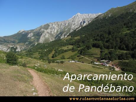 Ruta Peña Castil y Cueva del Hielo: Aparcamiento de collado pandébano