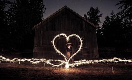 Pon bengalas en tu boda y que brille el amor