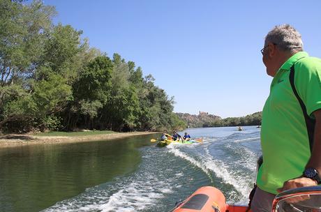 Ruta familiar en Kajak por el rio Ebro Ruta familiar en Kajak por el ebro en Tortosa