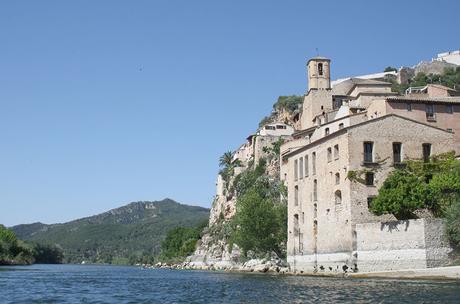 Ruta familiar en Kajak por el rio Ebro Ruta familiar en Kajak por el ebro en Tortosa