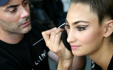 Maybelline NY Maquillador de los Desfiles de la Segunda Jornada de Madrid Fashion Show Maybelline NY Maquillador de los Desfiles de la Segunda Jornada de Madrid Fashion Show