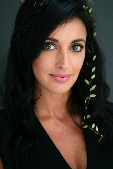 Maybelline NY Maquillador de los Desfiles de la Segunda Jornada de Madrid Fashion Show Maybelline NY Maquillador de los Desfiles de la Segunda Jornada de Madrid Fashion Show