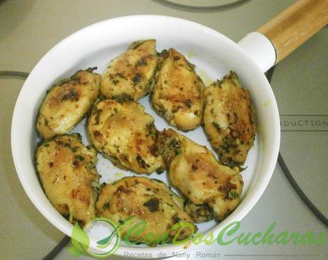 Tapa de pechugas de codorniz al cava con uvas OLYMPUS DIGITAL CAMERA