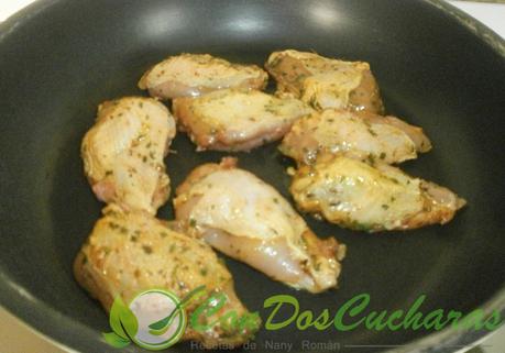 Tapa de pechugas de codorniz al cava con uvas OLYMPUS DIGITAL CAMERA