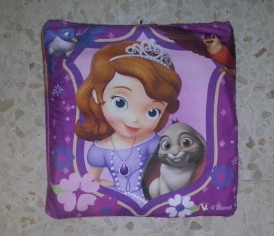 MANTA-COJÍN DE LA PRINCESA SOFÍA MANTA-COJÍN DE LA PRINCESA SOFÍA