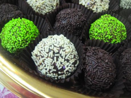 TRUFAS DE FRAMBUESA