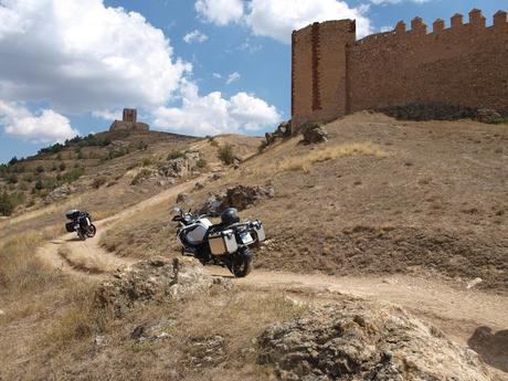 Viaje a los Alpes en moto, 1ª etapa, Toledo, Molina de Aragón, Alcañiz, Barcelona.