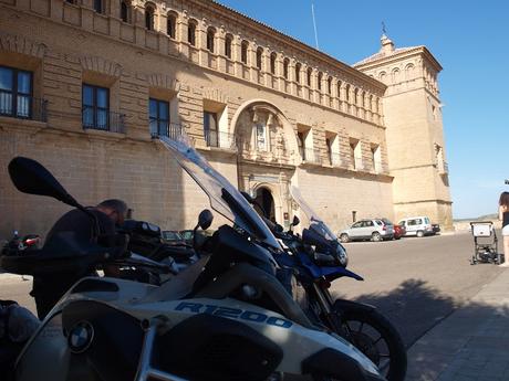 Viaje a los Alpes en moto, 1ª etapa, Toledo, Molina de Aragón, Alcañiz, Barcelona.