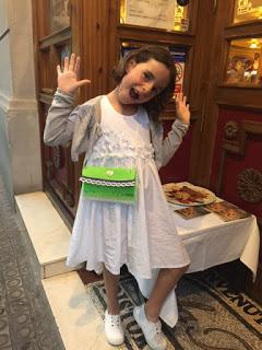 Bisutería y Complementos en Contagiando Libros Bisutería y Complementos en Contagiando Libros