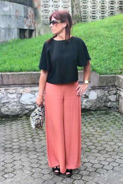 MIS LOOKS - NEGRO Y CALDERA MIS LOOKS - NEGRO Y CALDERA