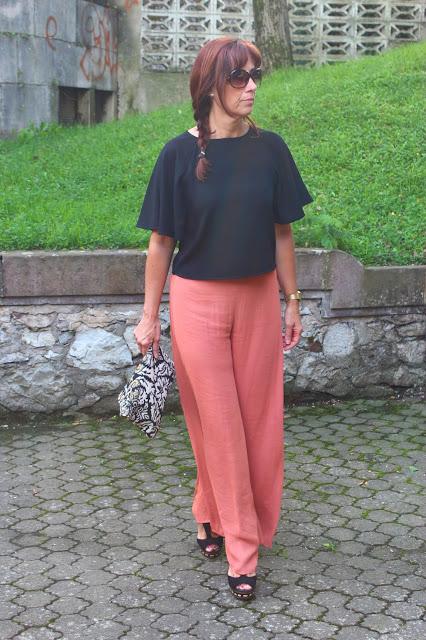 MIS LOOKS - NEGRO Y CALDERA MIS LOOKS - NEGRO Y CALDERA