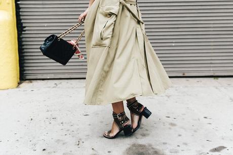 Rebecca_Minkoff-NYFW-New_York_Fashion_Week-Slip_Dress-Long_Trench-Chanel_Vintage-Outfit-Street_Style-20