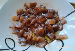 Ensalada de canónigos con vinagreta de granada Ensalada de canónigos con vinagreta de granada