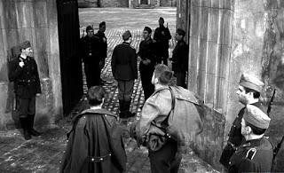 Entrada a la prisión Entrada a la prisión