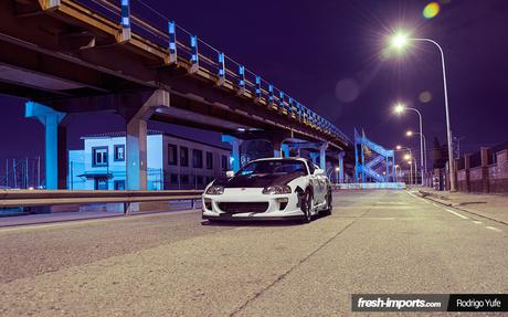 Personalizar el coche. No hay color que por bien no venga. toyota-supra-camo-nights