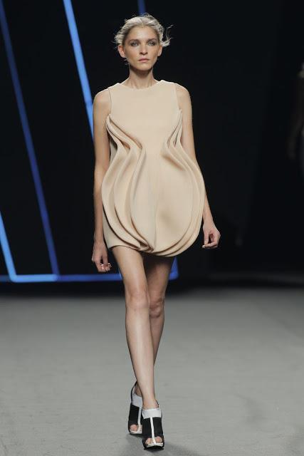 AMAYA ARZUAGA SS16 - MBFW Madrid