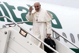 El Papa viajando hacia La Habana