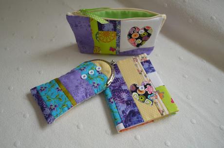 Bolsita, libreta y funda de gafas a juego. Bolsita, libreta y funda de gafas a juego.