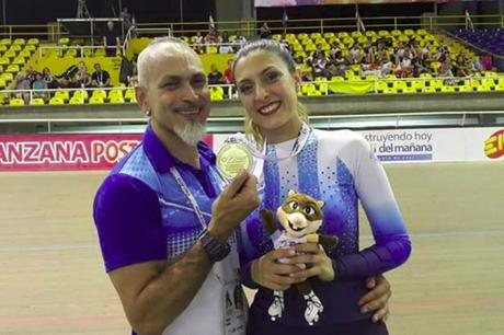 Dos nuevos oros para Mendoz y De Mattía en el Mundial de patinaje artístico anabellamendoz