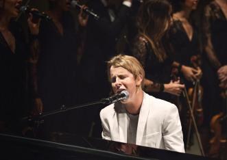 BURBERRY LLEGA A APPLE MUSIC BURBERRY LLEGA A APPLE MUSIC
