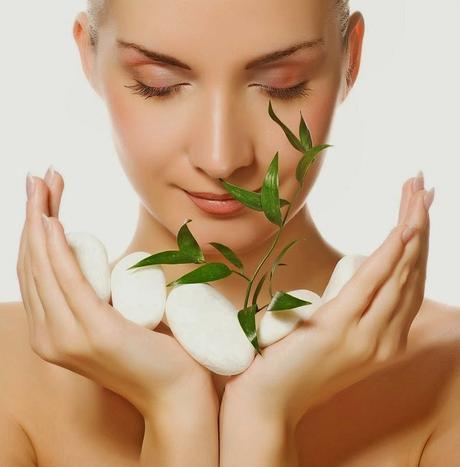 BENEFICIOS DE LA COSMÉTICA NATURAL