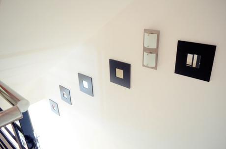 Decorar una escalera con espejos Decorar una escalera con espejos (6)