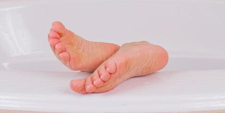 Mi momento Spa Of The World con The Body Shop dedos arrugados