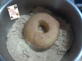 TARTA DE DONUTS PARA EL CUMPLEAÑOS DE MI HIJA TARTA DE DONUTS PARA EL CUMPLEAÑOS DE MI HIJA