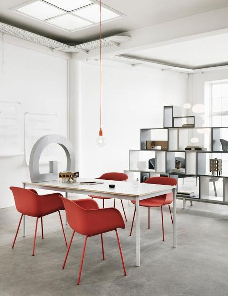 Estanterías apiladas. Estanterías apiladas.