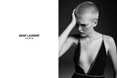 Ruth Bell crea tendencia en la nueva campaña de Saint Laurent Ruth Bell crea tendencia en la nueva campaña de Saint Laurent