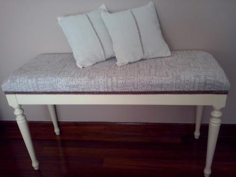 ♥ ♥ ♥ ESCABEL TAPIZADO LINEAS ACTUALES ♥ ♥ ♥ ESCABEL TAPIZADO LINEAS ACTUALES