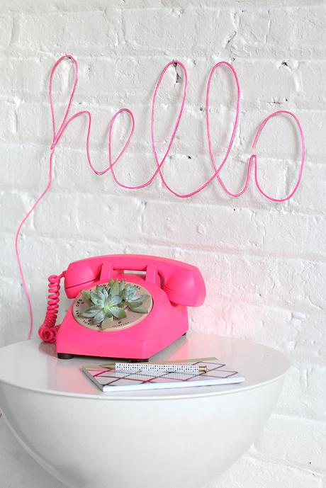 DIY: Letrero con luces de neón para sorprender a tus invitados DIY: Letrero con luces de neón para sorprender a tus invitados