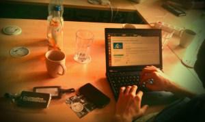 ¿CÓMO LLEGO A FIN DE MES? ¿CÓMO LLEGO A FIN DE MES?