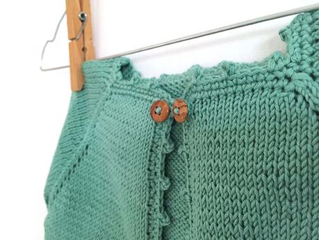 Cómo hacer una rebeca de bebé de punto – DIY rebeca-bebe-dos-agujas-3