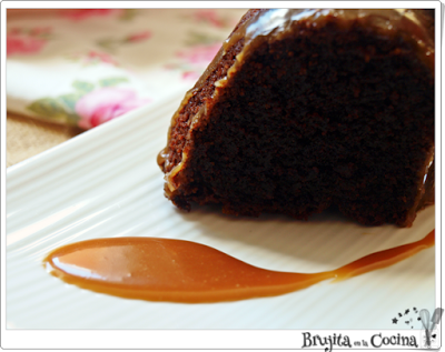 Bundt cake de café y crema de alba (o de orujo, baileys...)