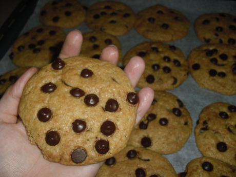 COOKIES CON CHIPS DE CHOCOLATE COOKIES CON CHIPS DE CHOCOLATE