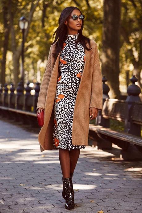 Sara Sampaio, Jasmine Tookes y Bregje Heine posas para el lookbook de otoño de REVOLVE