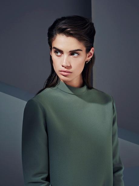 Sara Sampaio en Harper's Bazaar Kazakhstan