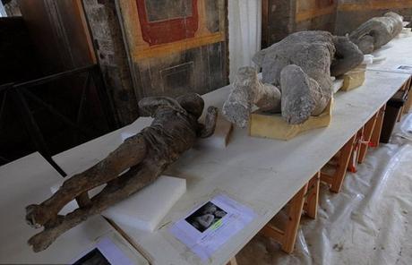 Erupción del Vesubio sobre Pompeya