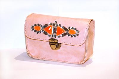 BOLSOS JOYA BY LARA GARABATEA CLUTCH PEDRERÍA NARANJA Y COLOR SALMÓN